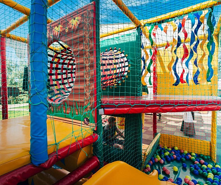 Игровая площадка для детей в отеле LEXX